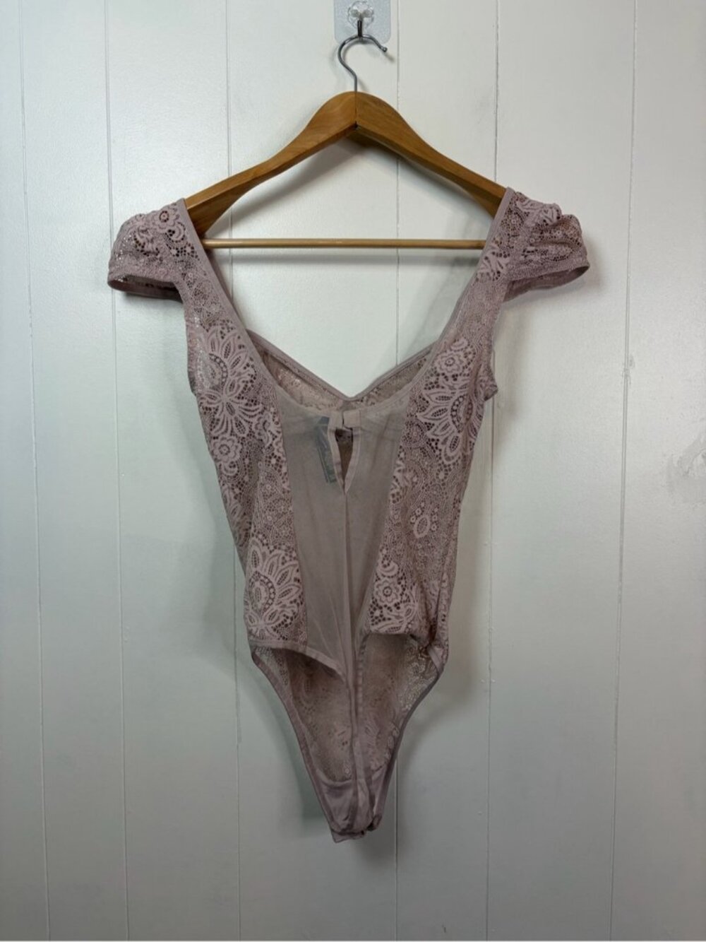 Victoria's Secret Lace Bodysuit Size Small Lilac Sheer Sweetheart Teddie Thong - Picture 5 of 8